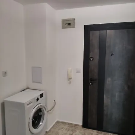 Rozi Apartment